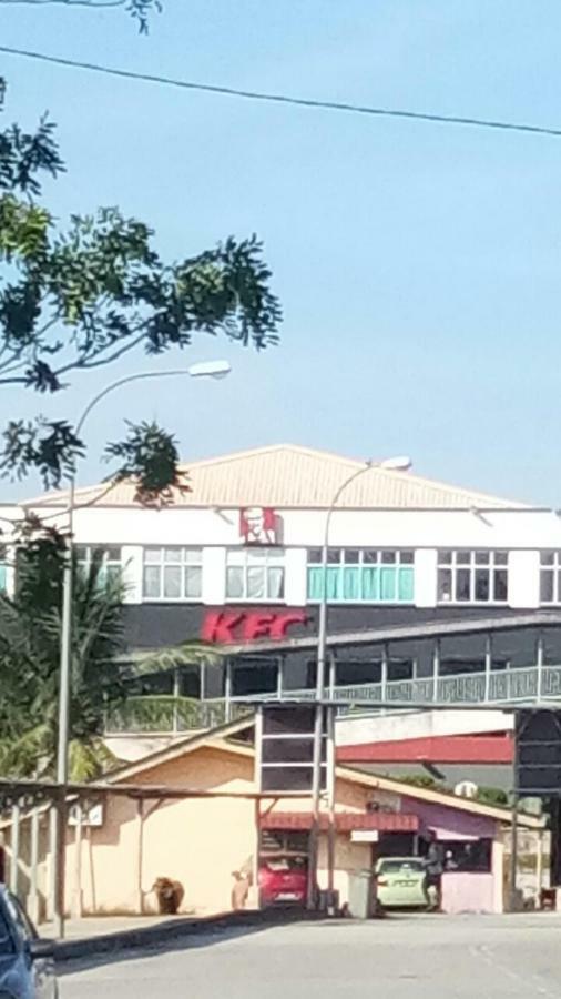 Ulfah 메르싱 외부 사진